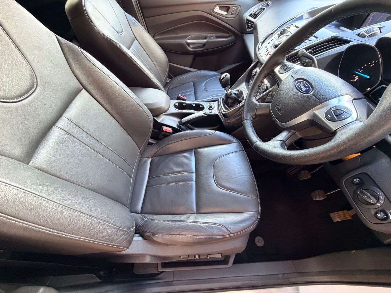 2015 FORD KUGA 2015 FORD KUGA