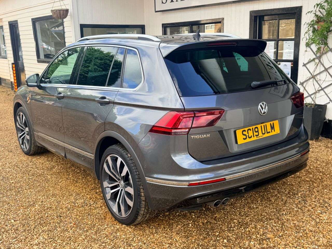2019 VOLKSWAGEN TIGUAN 2019 VOLKSWAGEN TIGUAN