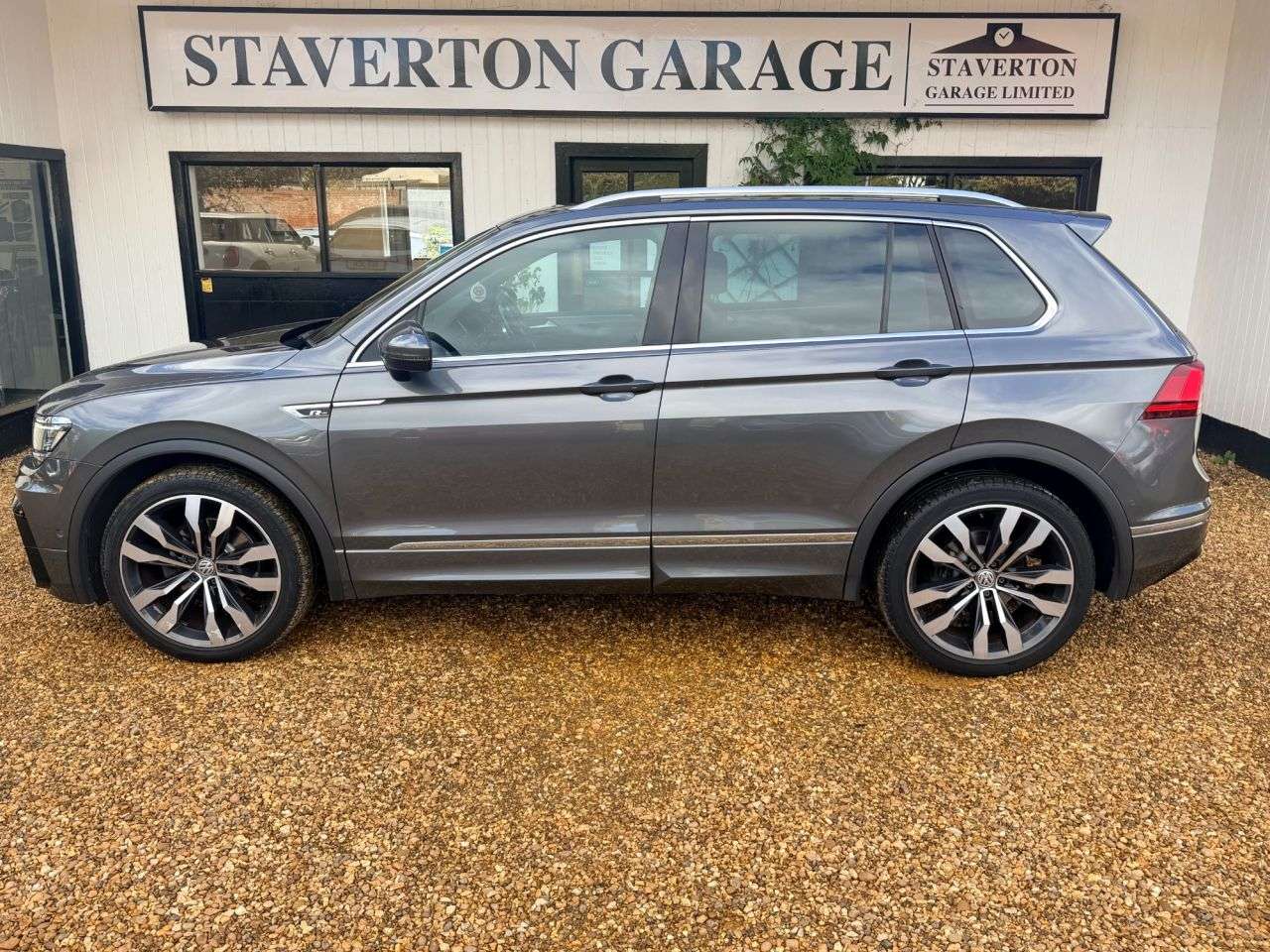 2019 VOLKSWAGEN TIGUAN 2019 VOLKSWAGEN TIGUAN