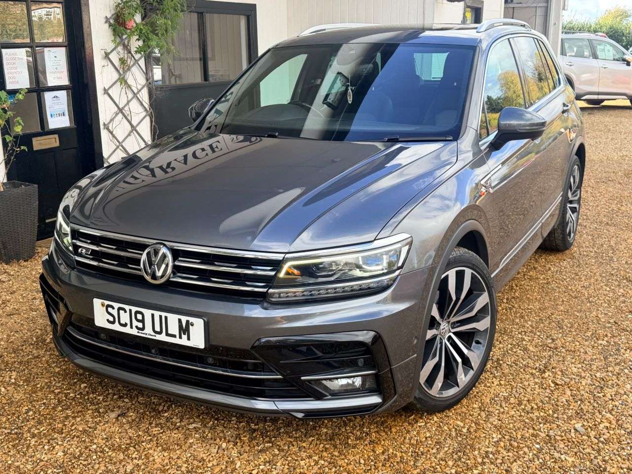 2019 VOLKSWAGEN TIGUAN 2019 VOLKSWAGEN TIGUAN
