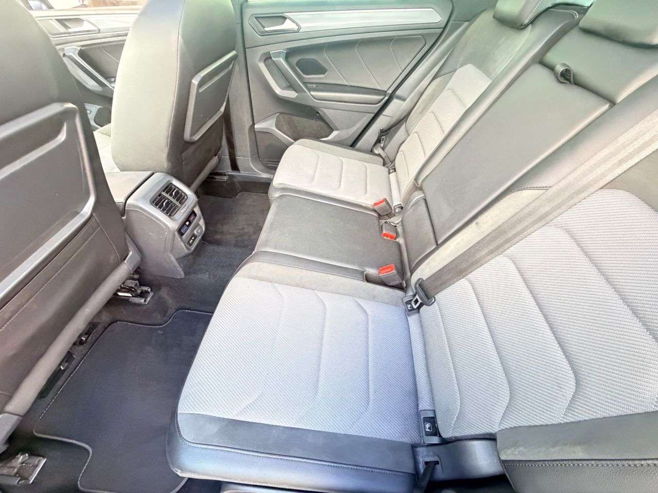 2019 VOLKSWAGEN TIGUAN 2019 VOLKSWAGEN TIGUAN