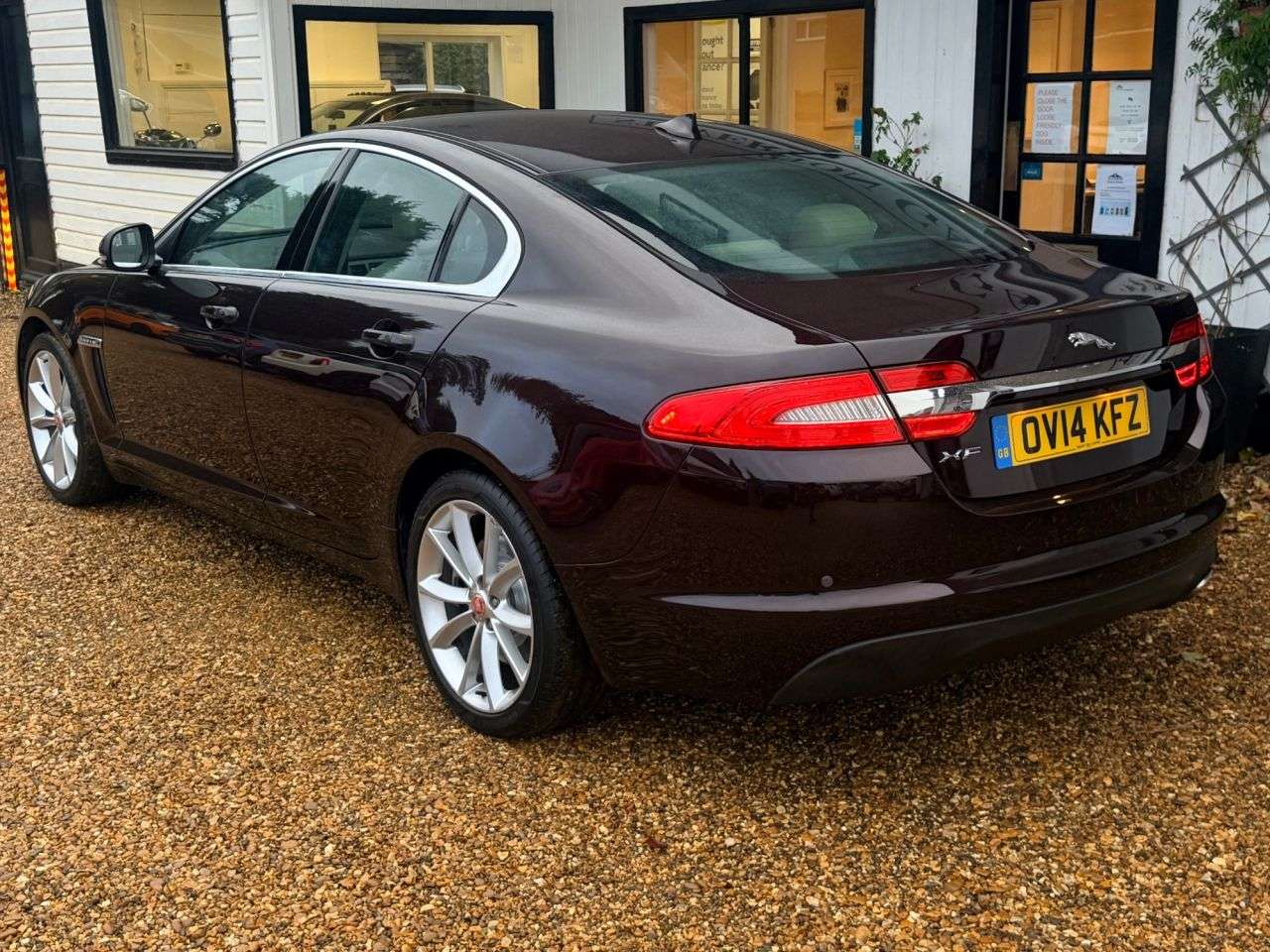 2014 JAGUAR XF 2014 JAGUAR XF