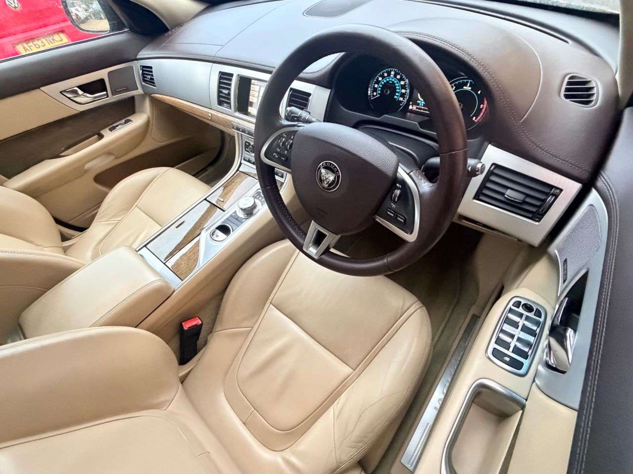 2014 JAGUAR XF 2014 JAGUAR XF