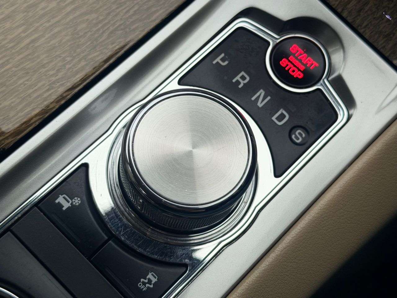 2014 JAGUAR XF 2014 JAGUAR XF
