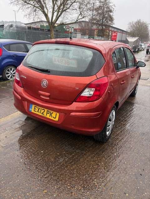 A 2012 VAUXHALL CORSA 1.4 16V Exclusiv Hatchback 5dr Petrol Manual Wide Ratio Euro 5 (A/C) (100 ps) A 2012 VAUXHALL CORSA 1.4 16V Exclusiv Hatchback 5dr Petrol Manual Wide Ratio Euro 5 (A/C) (100 ps)