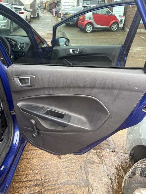 2015 FORD FIESTA 2015 FORD FIESTA