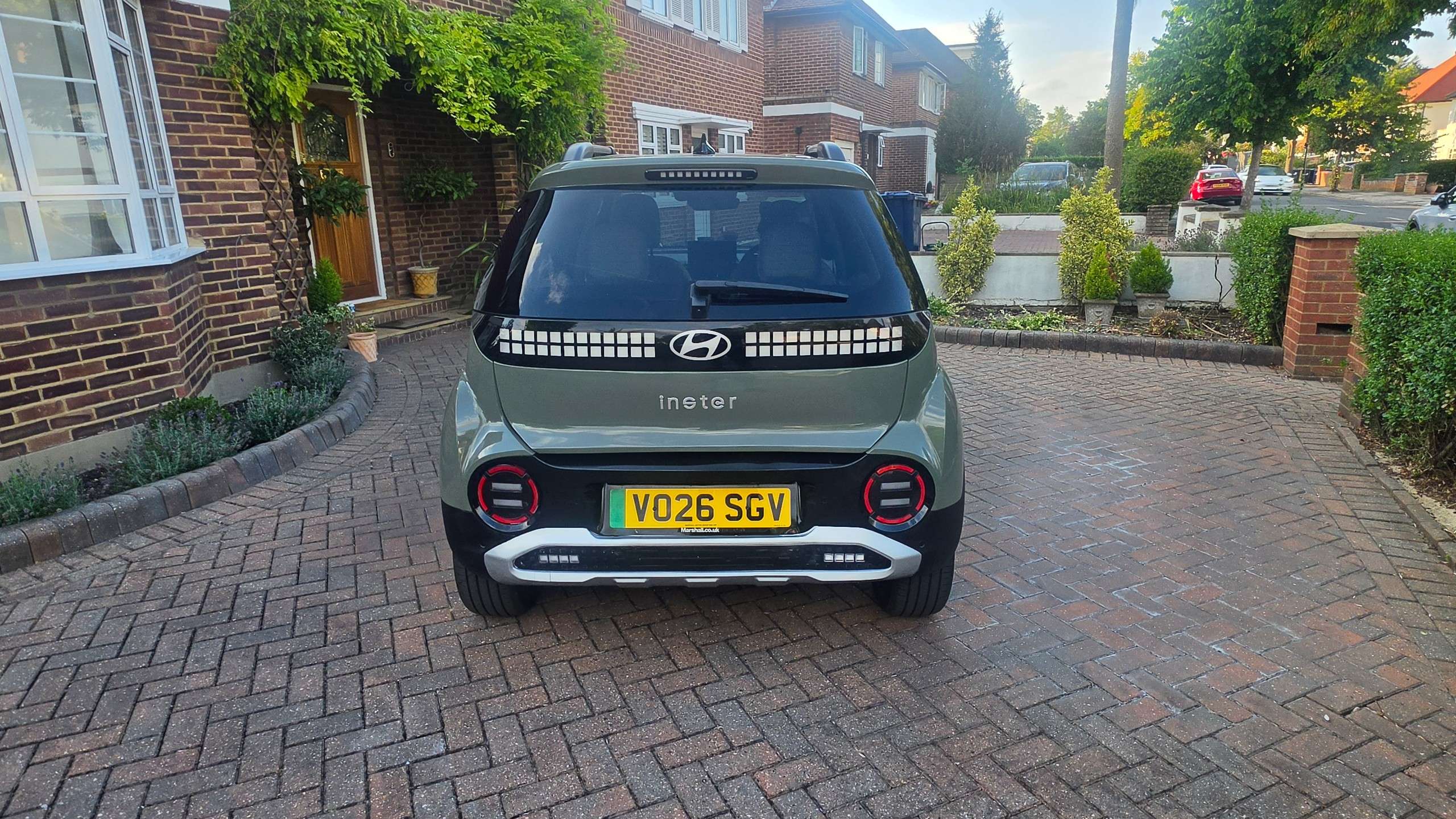 A 2026 HYUNDAI IONIQ 5 Long Range 49kWh 02 SUV 5dr Electric Auto (115 ps) A 2026 HYUNDAI IONIQ 5 Long Range 49kWh 02 SUV 5dr Electric Auto (115 ps)