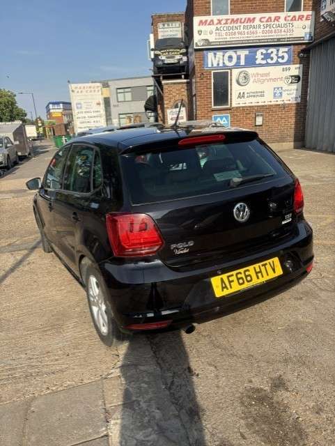 A 2016 VOLKSWAGEN POLO 1.2 TSI BlueMotion Tech Match Hatchback 5dr Petrol DSG Euro 6 (s/s) (90 ps) A 2016 VOLKSWAGEN POLO 1.2 TSI BlueMotion Tech Match Hatchback 5dr Petrol DSG Euro 6 (s/s) (90 ps)