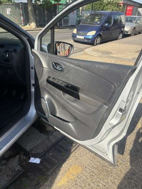 2015 RENAULT CAPTUR 2015 RENAULT CAPTUR