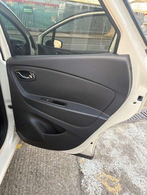 2016 RENAULT CAPTUR 2016 RENAULT CAPTUR