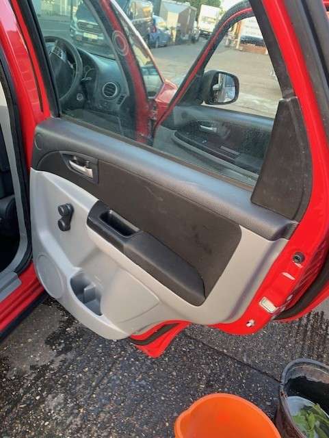 2013 SUZUKI SX4 2013 SUZUKI SX4