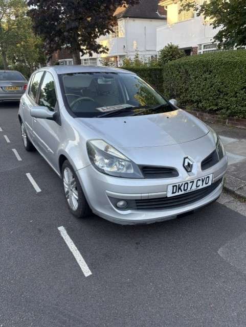 A 2007 RENAULT CLIO E-TECH automatic A 2007 RENAULT CLIO E-TECH automatic