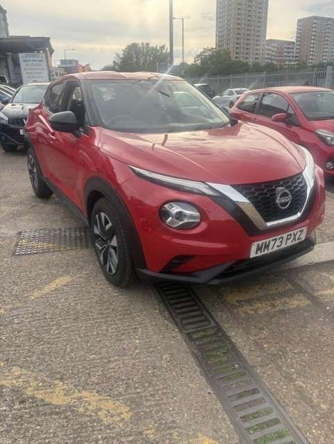 A 2023 NISSAN JUKE 1.0 DIG-T Acenta SUV 5dr Petrol DCT Auto Euro 6 (s/s) (117 ps) A 2023 NISSAN JUKE 1.0 DIG-T Acenta SUV 5dr Petrol DCT Auto Euro 6 (s/s) (117 ps)