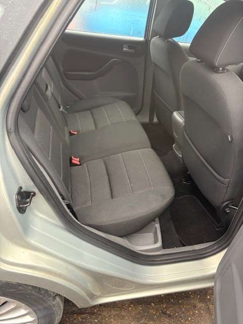 2010 FORD FOCUS 2010 FORD FOCUS