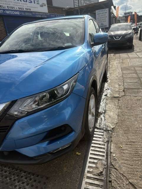 A 2018 NISSAN QASHQAI 1.2 DIG-T Acenta SUV 5dr Petrol Manual Euro 6 (s/s) (115 ps) A 2018 NISSAN QASHQAI 1.2 DIG-T Acenta SUV 5dr Petrol Manual Euro 6 (s/s) (115 ps)