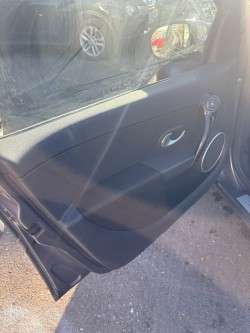 2012 RENAULT CLIO 2012 RENAULT CLIO