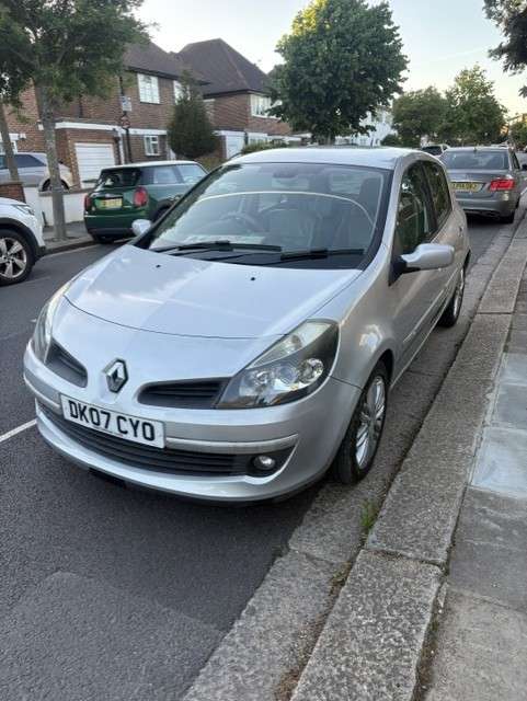 A 2007 RENAULT CLIO E-TECH automatic A 2007 RENAULT CLIO E-TECH automatic