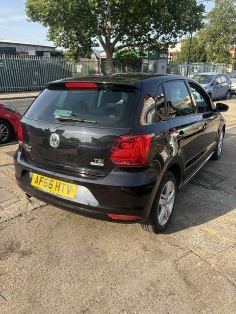 A 2016 VOLKSWAGEN POLO 1.2 TSI BlueMotion Tech Match Hatchback 5dr Petrol DSG Euro 6 (s/s) (90 ps) A 2016 VOLKSWAGEN POLO 1.2 TSI BlueMotion Tech Match Hatchback 5dr Petrol DSG Euro 6 (s/s) (90 ps)