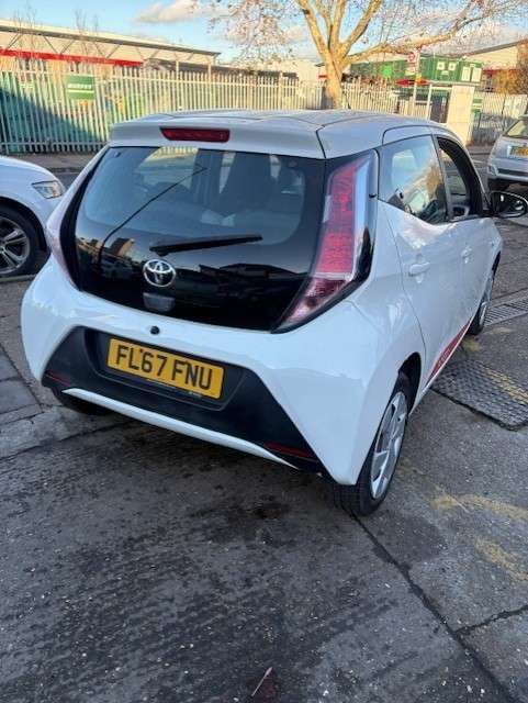 2017 TOYOTA AYGO 2017 TOYOTA AYGO
