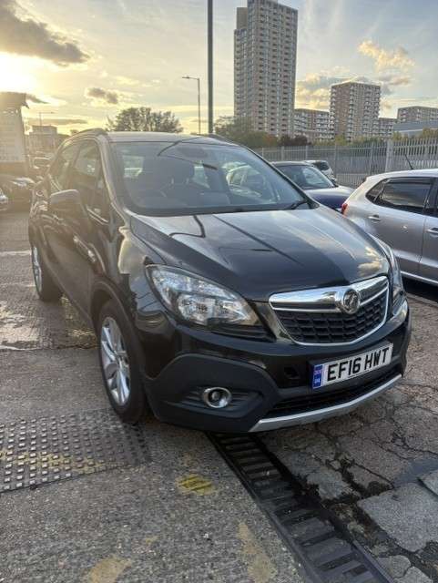 A 2016 VAUXHALL MOKKA 1.4i Turbo Exclusiv SUV 5dr Petrol Manual 2WD Euro 6 (s/s) (140 ps) A 2016 VAUXHALL MOKKA 1.4i Turbo Exclusiv SUV 5dr Petrol Manual 2WD Euro 6 (s/s) (140 ps)