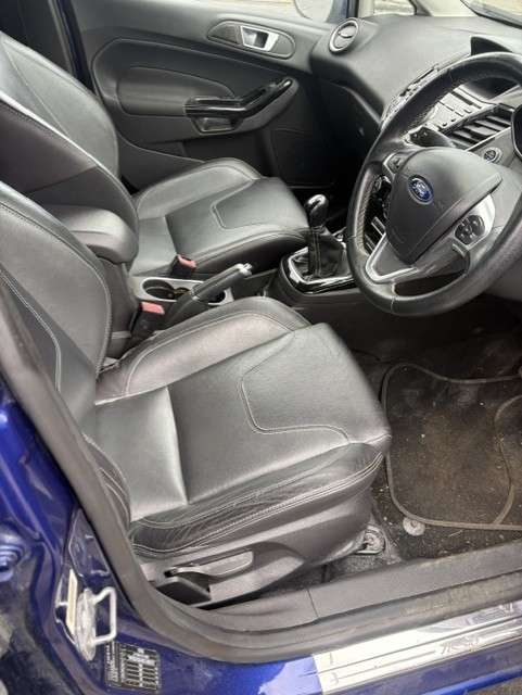 2015 FORD FIESTA 2015 FORD FIESTA