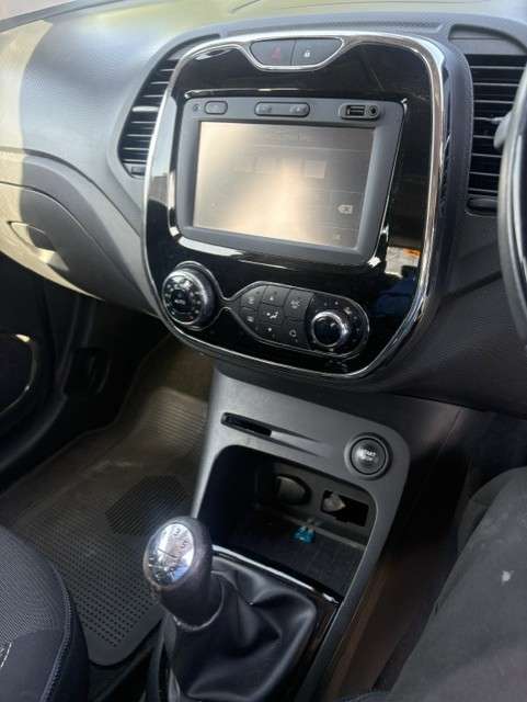 2015 RENAULT CAPTUR 2015 RENAULT CAPTUR