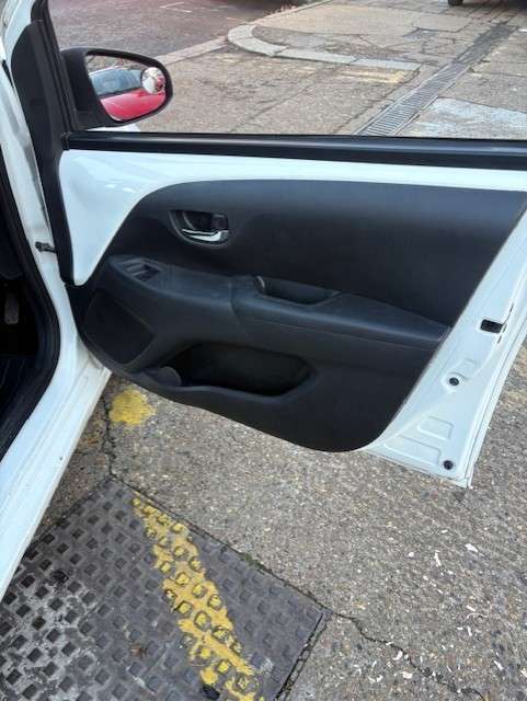 2017 TOYOTA AYGO 2017 TOYOTA AYGO