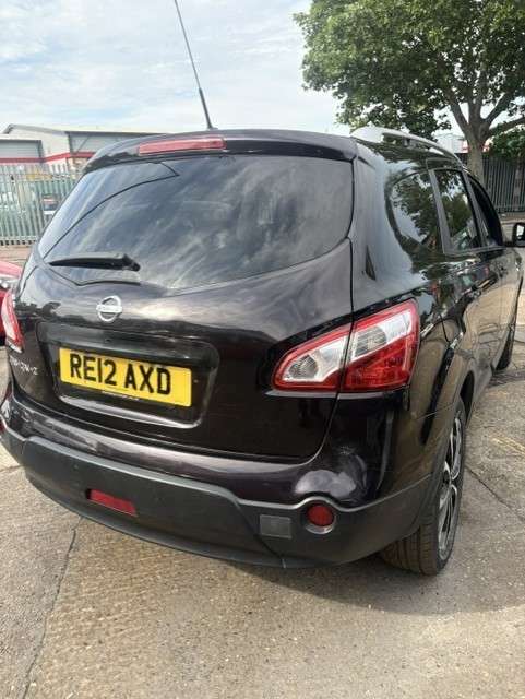 A 2012 NISSAN QASHQAI+2 1.5 dCi n-tec+ SUV 5dr Diesel Manual 2WD Euro 5 (110 ps) A 2012 NISSAN QASHQAI+2 1.5 dCi n-tec+ SUV 5dr Diesel Manual 2WD Euro 5 (110 ps)