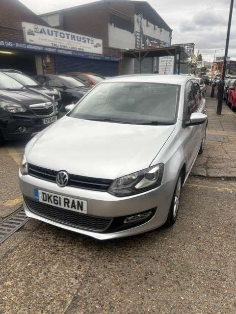 A 2012 VOLKSWAGEN POLO 1.2 TSI BlueMotion Tech Match Edition Hatchback 5dr Petrol Manual Euro 6 (s/s) (90 ps) A 2012 VOLKSWAGEN POLO 1.2 TSI BlueMotion Tech Match Edition Hatchback 5dr Petrol Manual Euro 6 (s/s) (90 ps)