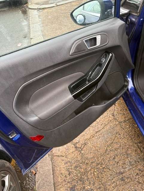 2015 FORD FIESTA 2015 FORD FIESTA