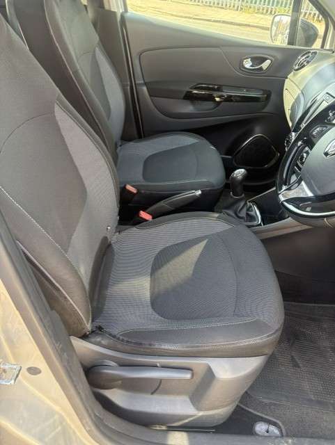 2015 RENAULT CAPTUR 2015 RENAULT CAPTUR