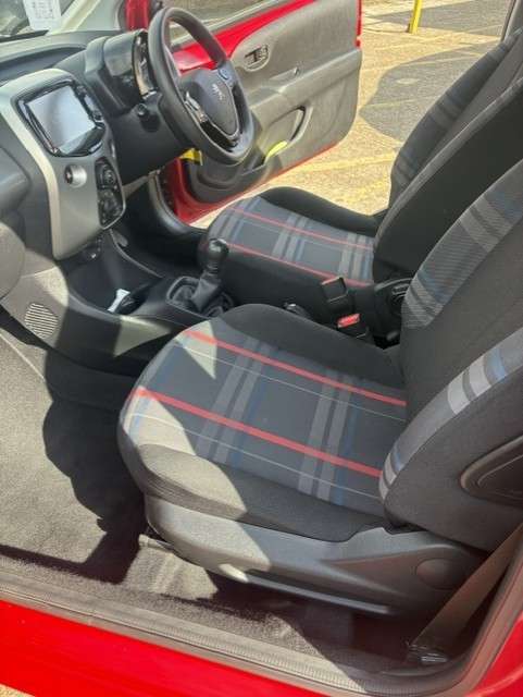 2016 PEUGEOT 108 2016 PEUGEOT 108