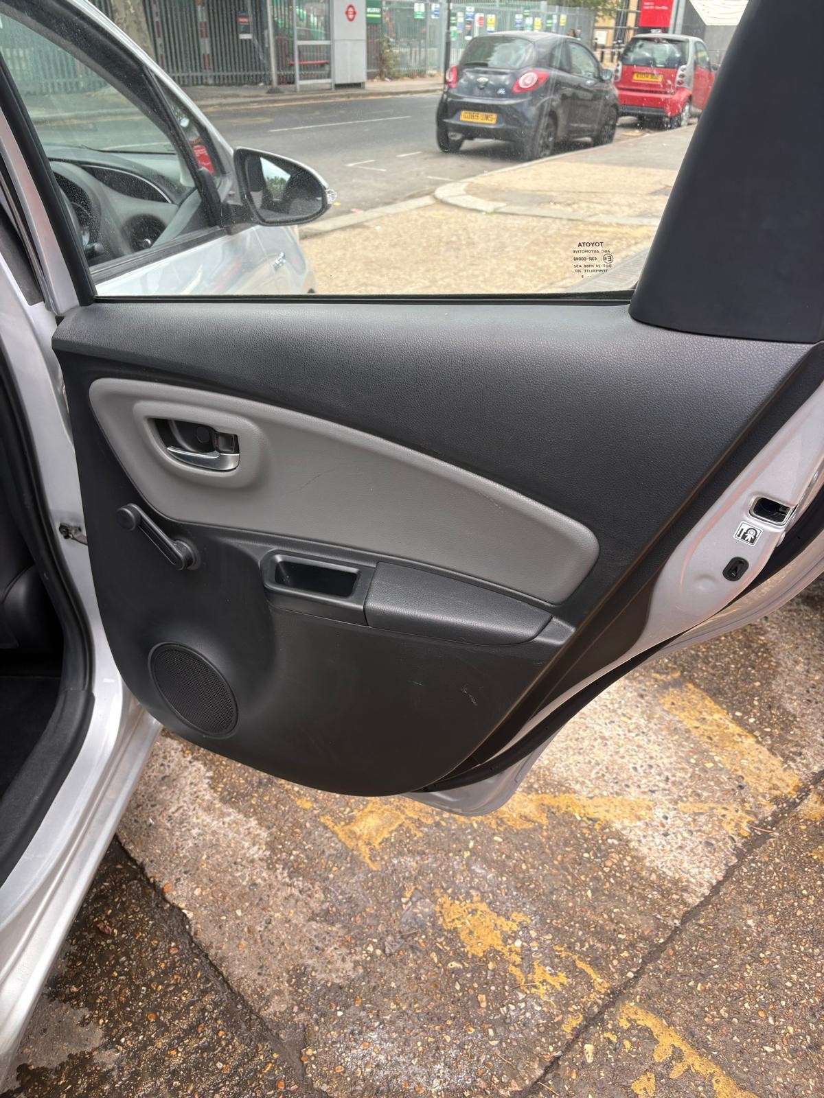 2019 TOYOTA YARIS 2019 TOYOTA YARIS