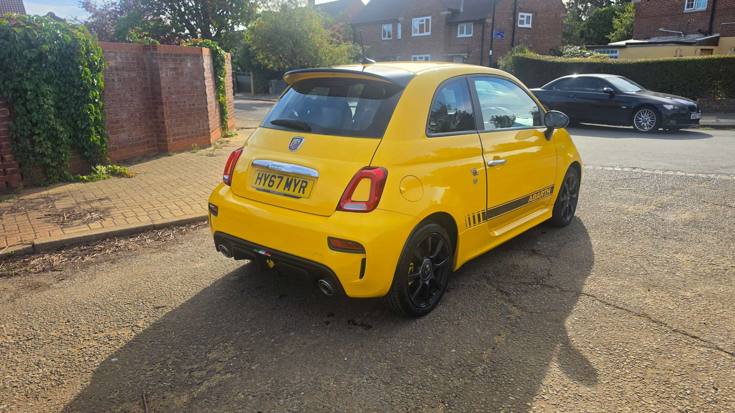 2017 ABARTH 595 2017 ABARTH 595