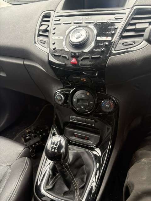 2015 FORD FIESTA 2015 FORD FIESTA