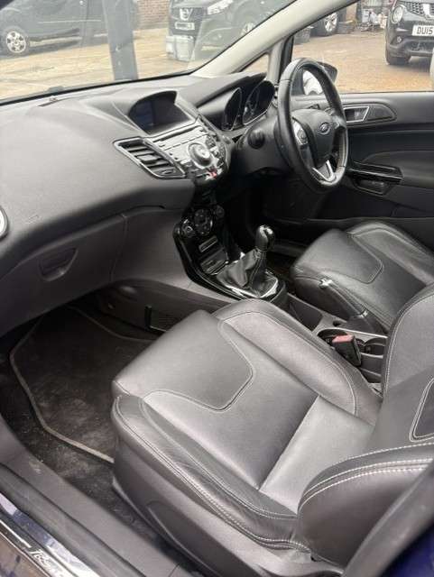 2015 FORD FIESTA 2015 FORD FIESTA