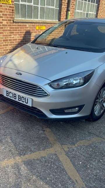 A 2018 FORD FOCUS 1.0T EcoBoost Zetec Edition Hatchback 5dr Petrol Manual Euro 6 (s/s) (125 ps) A 2018 FORD FOCUS 1.0T EcoBoost Zetec Edition Hatchback 5dr Petrol Manual Euro 6 (s/s) (125 ps)