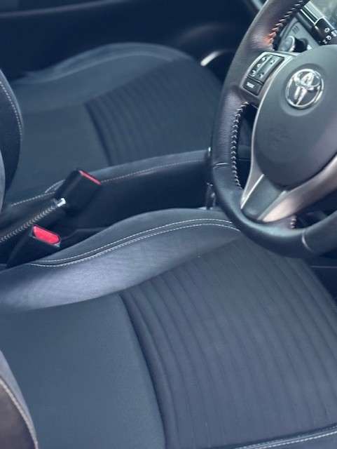 2015 TOYOTA YARIS 2015 TOYOTA YARIS