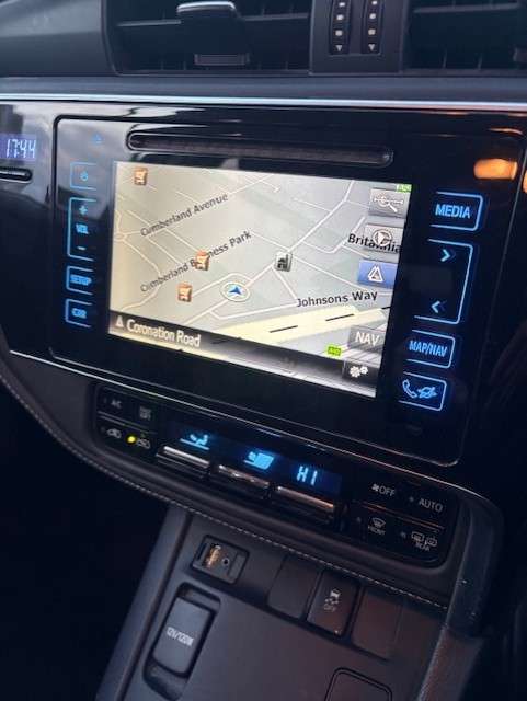 2016 TOYOTA AURIS 2016 TOYOTA AURIS