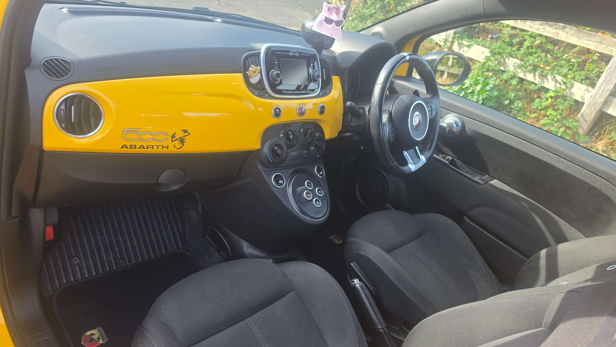 2017 FIAT 500 2017 FIAT 500