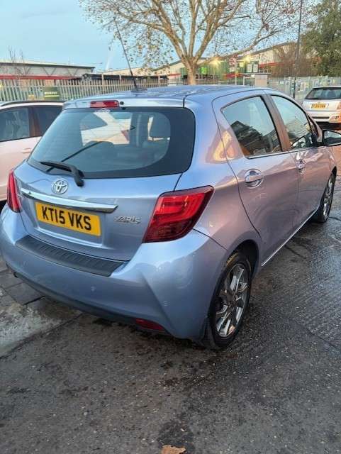2015 TOYOTA YARIS 2015 TOYOTA YARIS