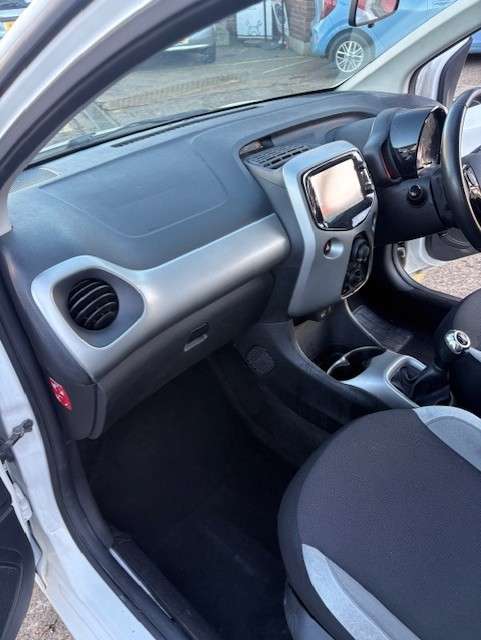 2017 TOYOTA AYGO 2017 TOYOTA AYGO