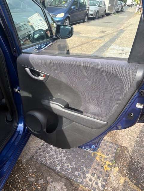 2010 HONDA JAZZ 2010 HONDA JAZZ