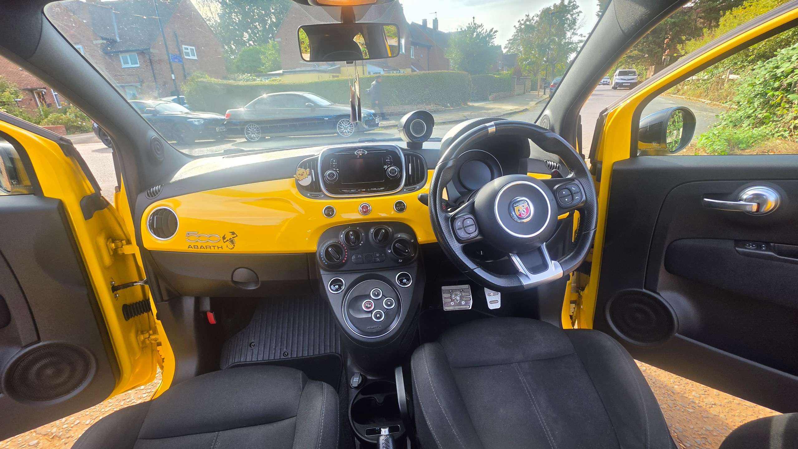 2017 ABARTH 595 2017 ABARTH 595