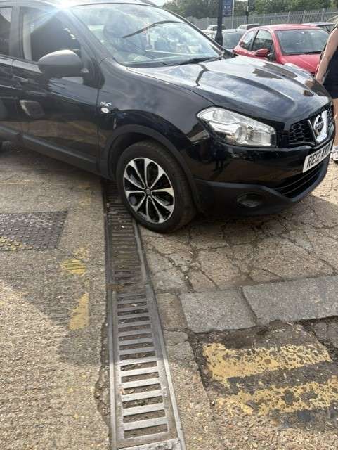 A 2012 NISSAN QASHQAI+2 1.5 dCi n-tec+ SUV 5dr Diesel Manual 2WD Euro 5 (110 ps) A 2012 NISSAN QASHQAI+2 1.5 dCi n-tec+ SUV 5dr Diesel Manual 2WD Euro 5 (110 ps)