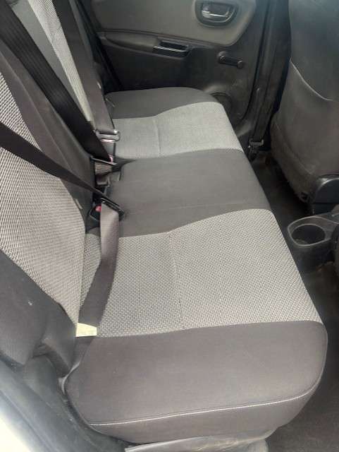 2015 TOYOTA YARIS 2015 TOYOTA YARIS