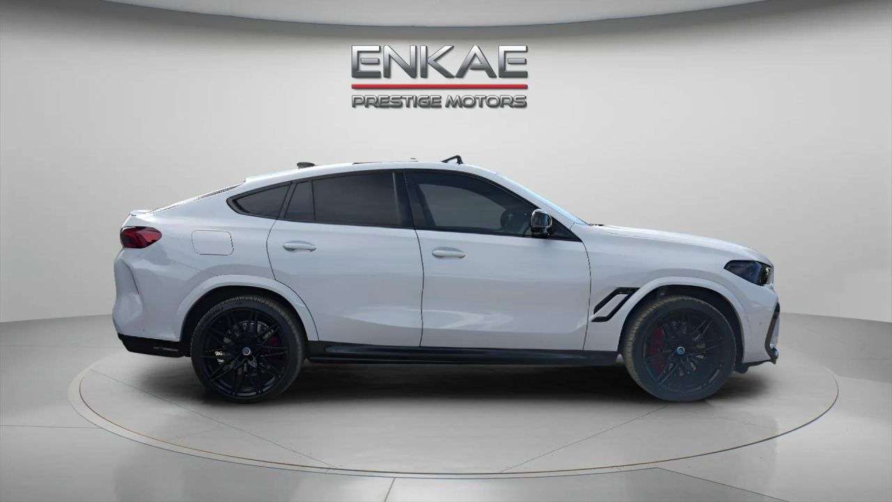 A 2021 BMW X6 M 4.4i V8 Competition SUV 5dr Petrol Auto xDrive Euro 6 (s/s) (625 ps) X6M BU A 2021 BMW X6 M 4.4i V8 Competition SUV 5dr Petrol Auto xDrive Euro 6 (s/s) (625 ps) X6M BU