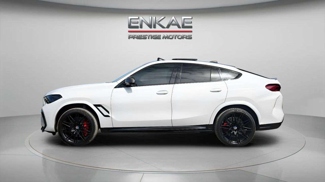 2021 BMW X6 M 2021 BMW X6 M