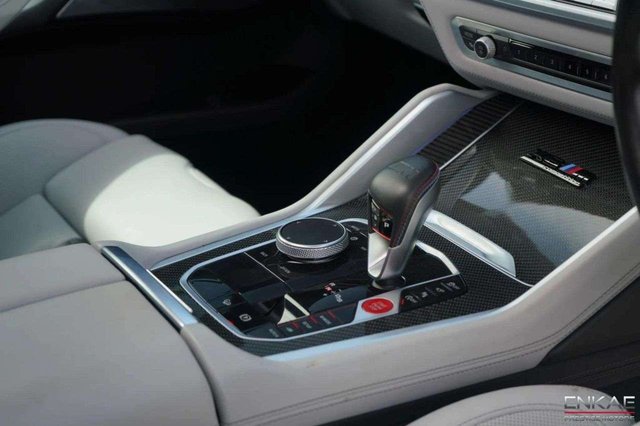 2021 BMW X6 M 2021 BMW X6 M