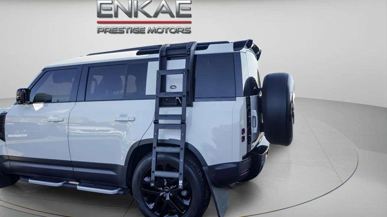 2022 LAND ROVER DEFENDER 2022 LAND ROVER DEFENDER